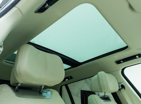 Land Rover Range Rover P615 SV LWB 16