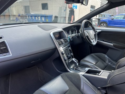 Volvo XC60 2.0 D4 R-Design Nav SUV 5dr Diesel Auto Euro 6 (s/s) (190 ps) 13