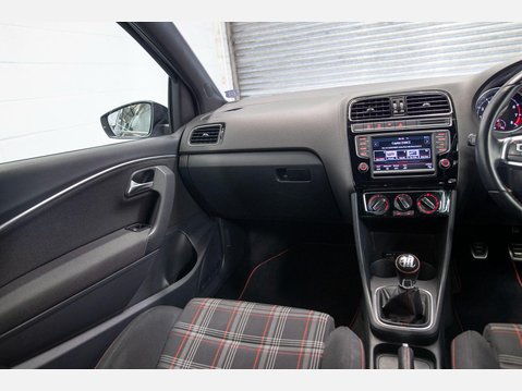 Volkswagen Polo 1.8 TSI GTI Euro 6 (s/s) 3dr 31