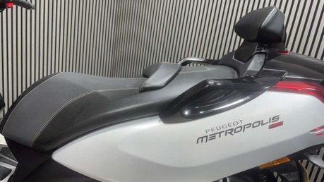 Peugeot Metropolis 400 RS ABS 3 WHEELER TRIKE ONLY 11K MOT JUNE 2027 400CC 38