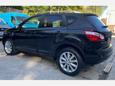 Nissan Qashqai 2.0 dCi Tekna Auto 4WD Euro 5 5dr (AVM) 15