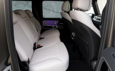 Mercedes-Benz G Series AMG Line Premium Plus 13