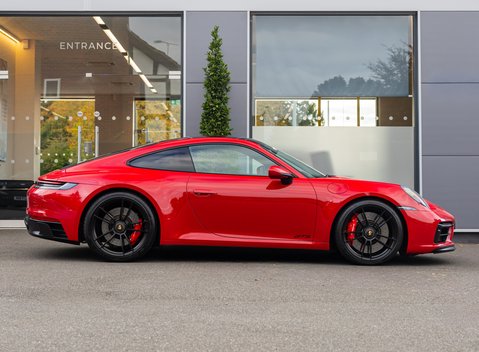 Porsche 911 Carrera 4 GTS (992) 3