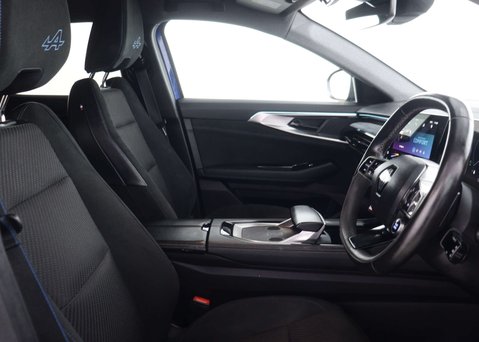 Renault Austral 1.2 Austral Techno Espirit Alpine HEV Auto 5dr 44