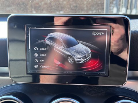 Mercedes-Benz GLC GLC 250 D 4MATIC AMG LINE PREMIUM 21