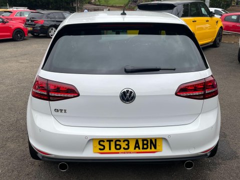 Volkswagen Golf 2.0 TSI BlueMotion Tech GTI Performance Euro 6 (s/s) 3dr 10