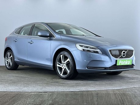 2017 Volvo V40