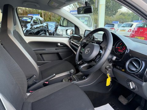 Volkswagen Up 1.0 High up! ASG Euro 5 5dr 18