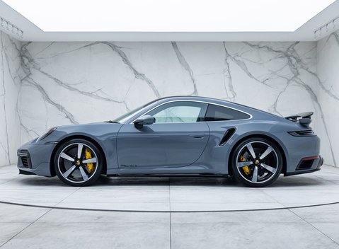 Porsche 911 Turbo S (992) 2