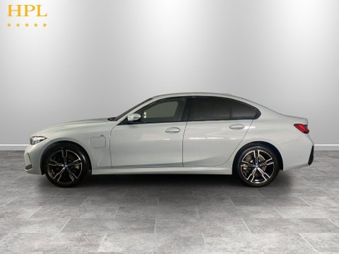 BMW 3 Series 2.0 330e 12kWh M Sport Saloon 4dr Petrol Plug-in Hybrid Auto Euro 6 (s/s) ( 7