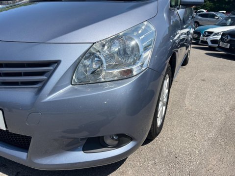 Toyota Verso 1.8 V-Matic TR Multidrive S Euro 5 5dr 11