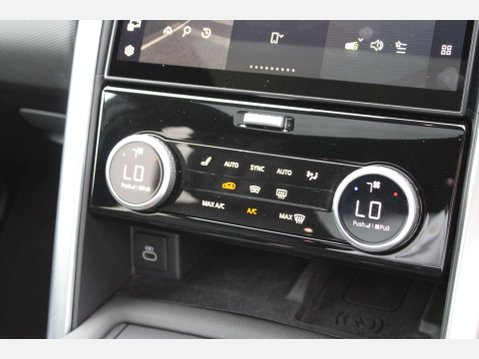 Land Rover Discovery DYNAMIC HSE 17