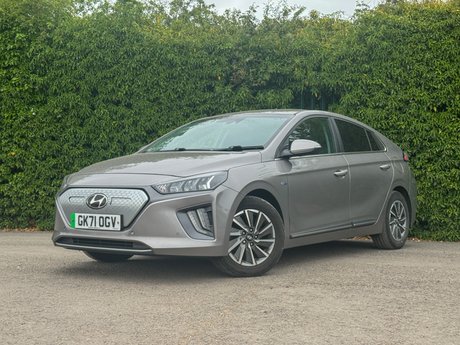 Hyundai IONIQ (Sold) 38.3kWh Premium SE Hatchback 5dr Electric Auto (136 ps)