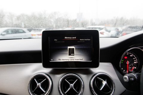 Mercedes-Benz CLA Class CLA 200 D AMG LINE 25