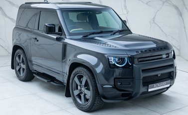 Land Rover Defender 90 D350 X-DYNAMIC HSE 6