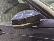 Land Rover Discovery 3.0 Discovery HSE TD6 Auto 4WD 5dr 26