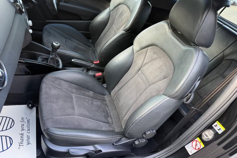 Audi A1 TFSI BLACK EDITION NAV -PANORAMIC SUNROOF - ALL BLACK  27