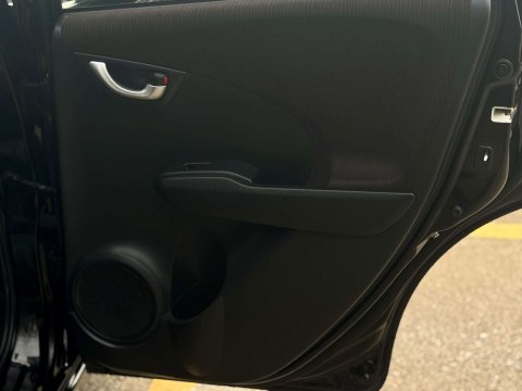 Honda Jazz 1.3h IMA HE Hatchback 5dr Petrol Hybrid CVT Euro 5 (102 ps) 75