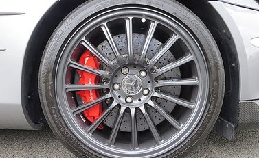 Mercedes-Benz SLR McLaren Roadster 722 S 6