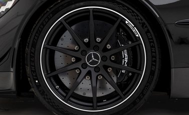 Mercedes-Benz Amg GT Black Series 8