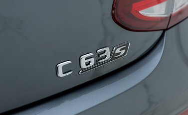 Mercedes-Benz C Class AMG C 63 S Night Edition 32