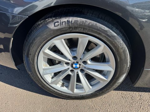 BMW 5 Series 3.0 525d SE Steptronic Euro 5 4dr 15