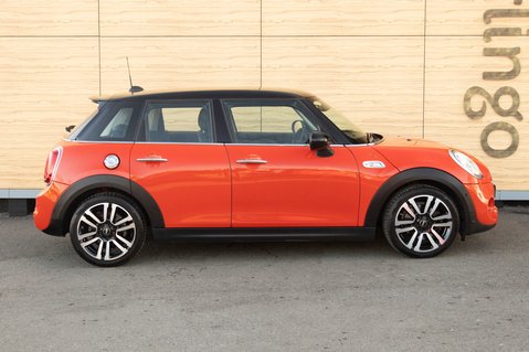 Mini Hatch COOPER S EXCLUSIVE 12