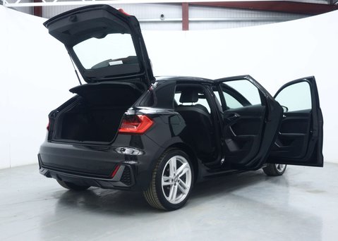 Audi A1 1.5 TFSI 35 S line Sportback 5dr Petrol S Tronic Euro 6 (s/s) (150 ps) 56