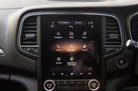 Renault Megane ICONIC E-TECH 22