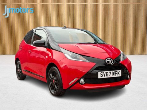 Toyota Aygo 1.0 VVT-i x-cite 4 Red Bi-Tone Hatchback 5dr Petrol Manual Euro 6 (68 ps) 23