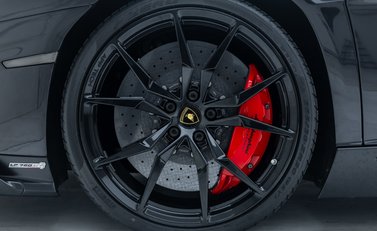 Lamborghini Aventador LP 720-4 50th Anniversary Roadster 36