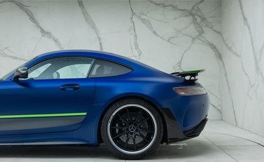 Mercedes-Benz AMG GT R PRO 41