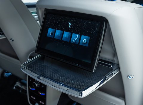 Rolls-Royce Cullinan Series II BLACK BADGE 19