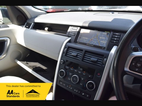 Land Rover Discovery Sport 2.0 Discovery Sport SE Tech TD4 Auto 4WD 5dr 55