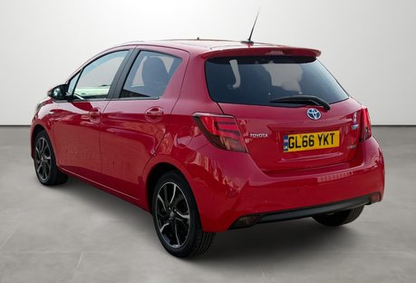 Toyota Yaris 1.5 Hybrid Design 5dr CVT [Nav]