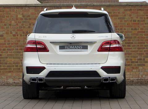 Mercedes-Benz M Class AMG 13