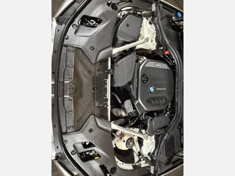 BMW 5 Series 520D SE TOURING 10