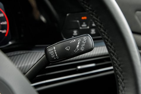 Volkswagen Golf R-LINE TSI 17