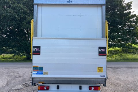 Citroen Relay 35 L3 130ps Luton with Tail Lift - Air Con 10