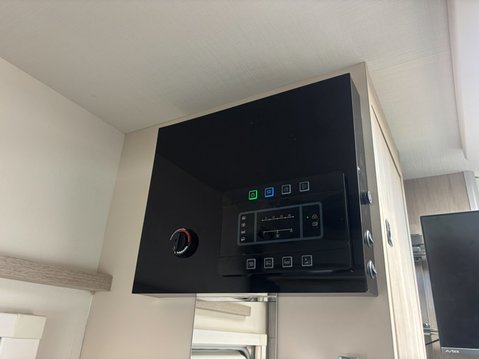Chausson Flash Automatic | Flash 610 | 4 Berth | 4 Belts | Large Lounge | Rear Bathroom 21