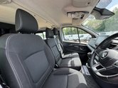 Renault Trafic Crew Cab AUTO LWB L2H1 Low Roof Sport LI30 Air Con Nav EURO 6 22
