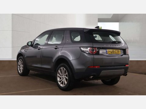 Land Rover Discovery Sport 2.0 Discovery Sport SE Tech TD4 Auto 4WD 5dr 3