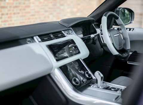 Land Rover Range Rover Sport 5.0 SVR 16