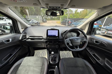 Ford Ecosport ST-LINE DESIGN - 2 OWNERS - FORD SERVICE HISTORY 52