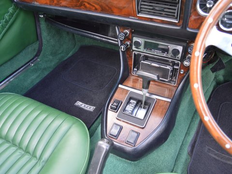 Triumph Stag Automatic 32