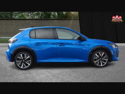 Peugeot 208 PURETECH GT S/S 8