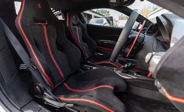 Ferrari 488 Pista 12