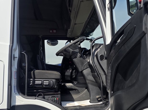 Iveco S-Way AS440S46T/P 22