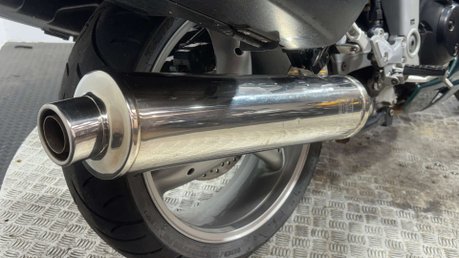 Triumph Sprint 2005 955 CC PROJECT BIKE SPORTS TOURER ONLY 25K 32