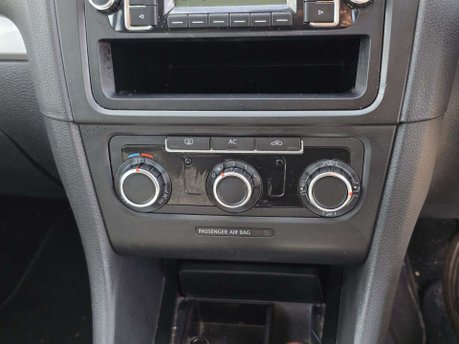 Volkswagen Golf 1.6 FSI S Hatchback 5dr Petrol Manual Euro 5 (102 ps) 25